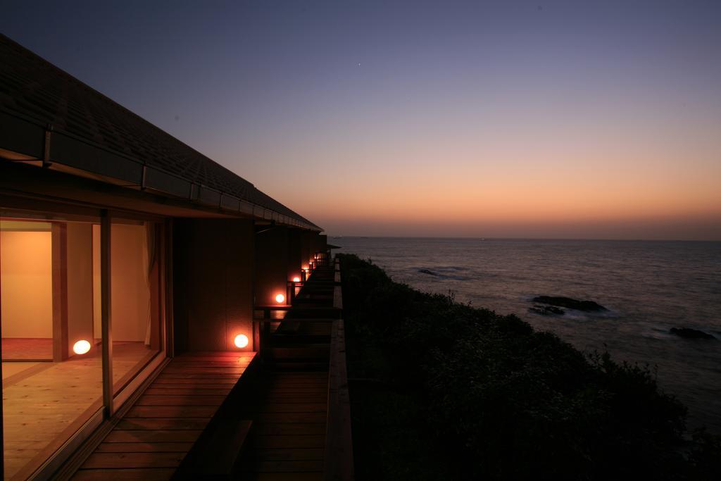 Umitsubaki Hayama Hotel Asaragi Exterior foto